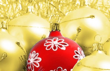 L'Agitateur Floral | image du Sapin Floqué Décoré Rouge et Or