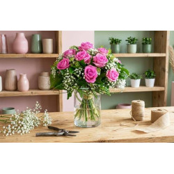 Pluie de Roses sur le comptoir du fleuriste | L'Agitateur Floral